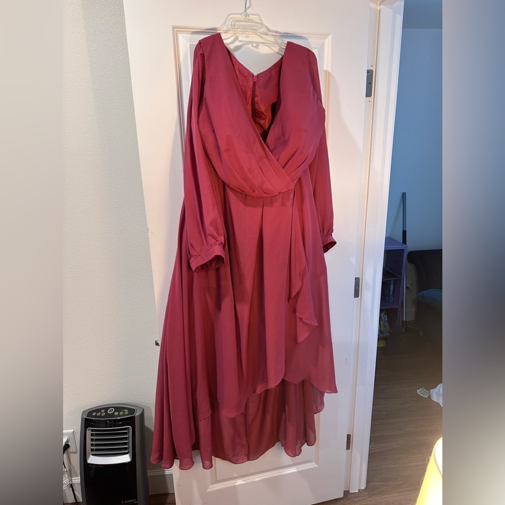 Plus size bridesmaid dress